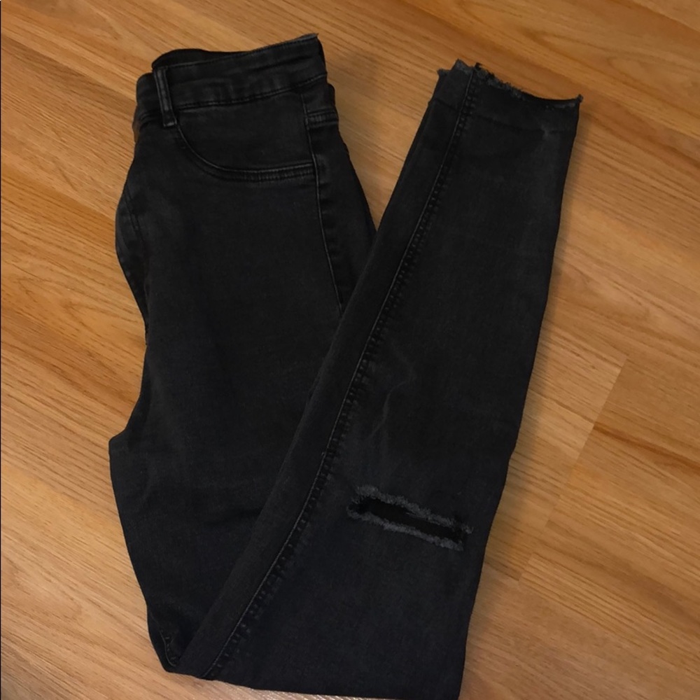 High waisted jeans
